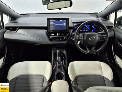 2020 Toyota Corolla - Thumbnail