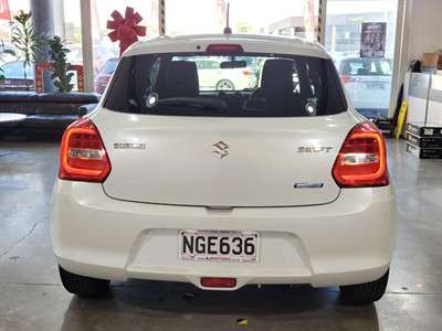 2021 Suzuki Swift - Thumbnail