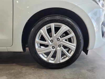 2021 Suzuki Swift - Thumbnail