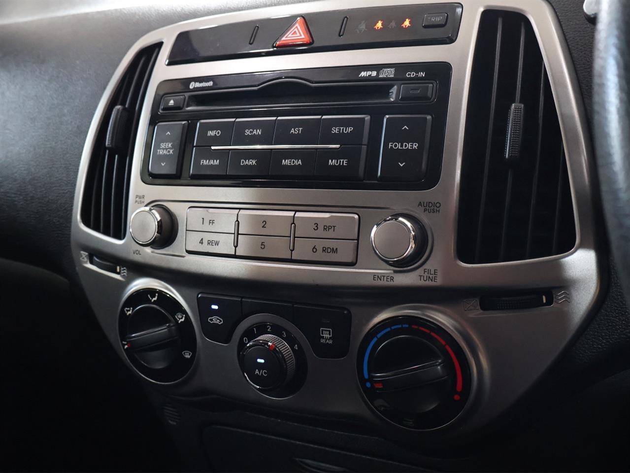 2012 Hyundai i20