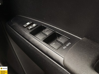 2014 Toyota Corolla - Thumbnail