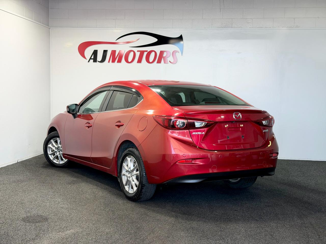 2015 Mazda Axela