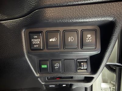 2017 Nissan X-Trail - Thumbnail