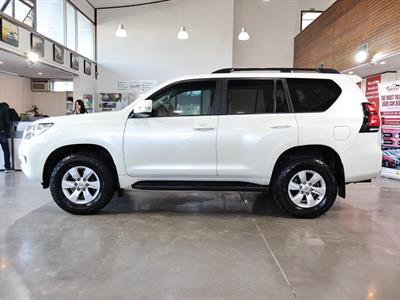 2018 Toyota Land Cruiser Prado - Thumbnail