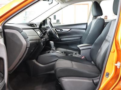 2021 Nissan X-Trail - Thumbnail