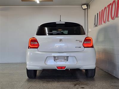 2017 Suzuki Swift - Thumbnail