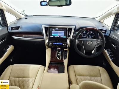 2016 Toyota Alphard - Thumbnail