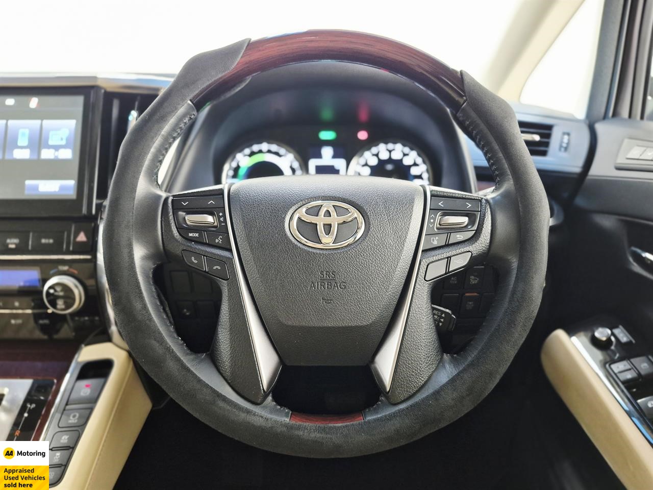 2016 Toyota Alphard
