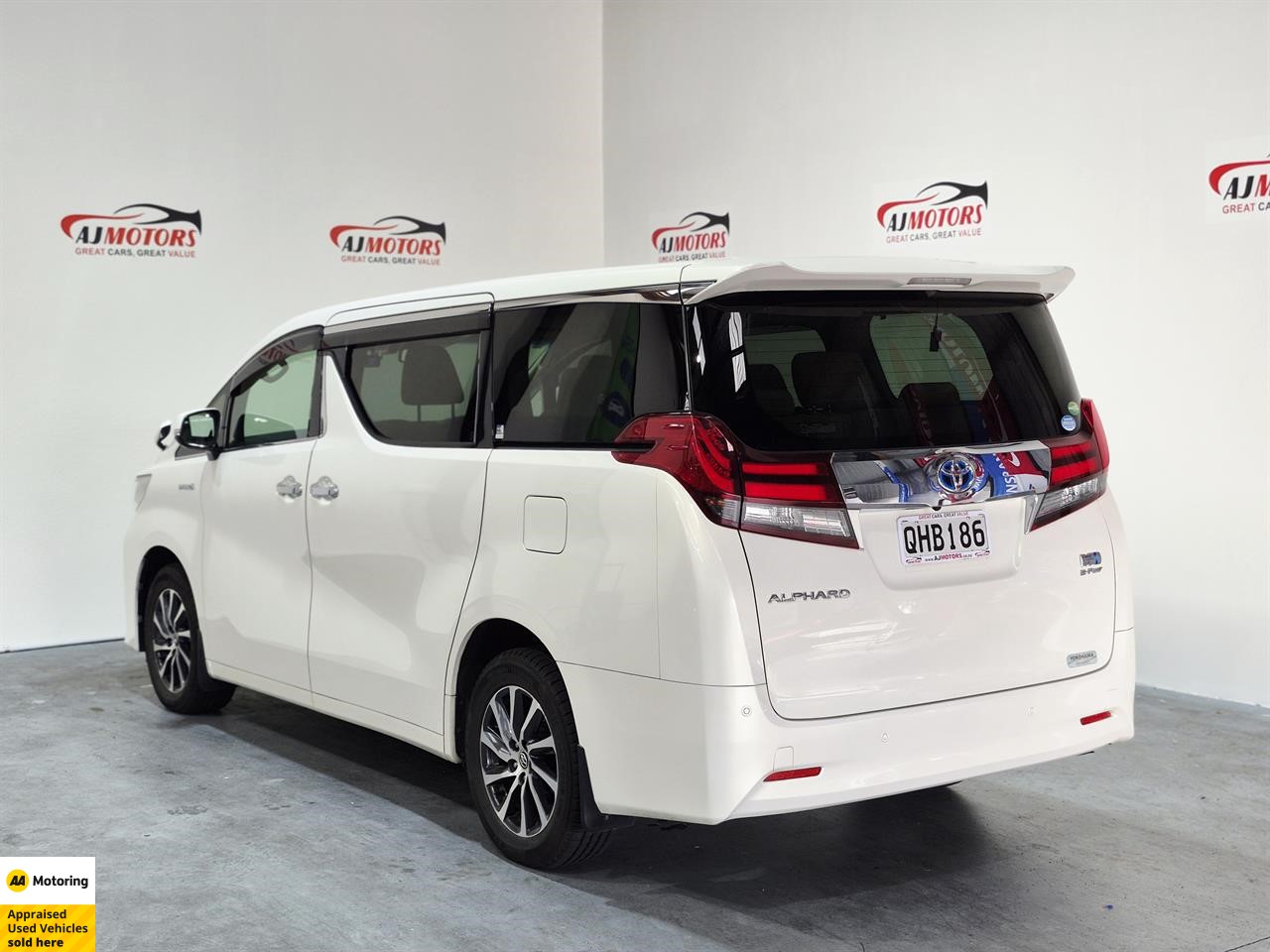 2016 Toyota Alphard
