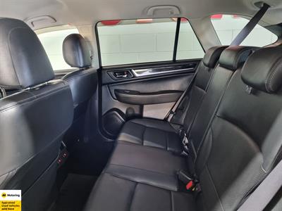 2015 Subaru Outback - Thumbnail