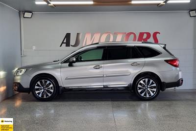 2015 Subaru Outback - Thumbnail