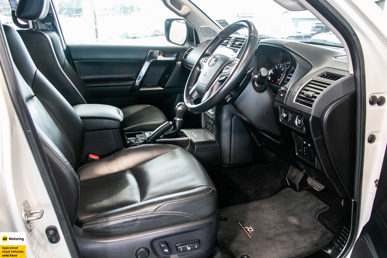 2022 Toyota Land Cruiser Prado