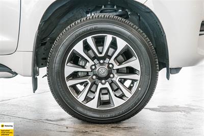 2022 Toyota Land Cruiser Prado - Thumbnail