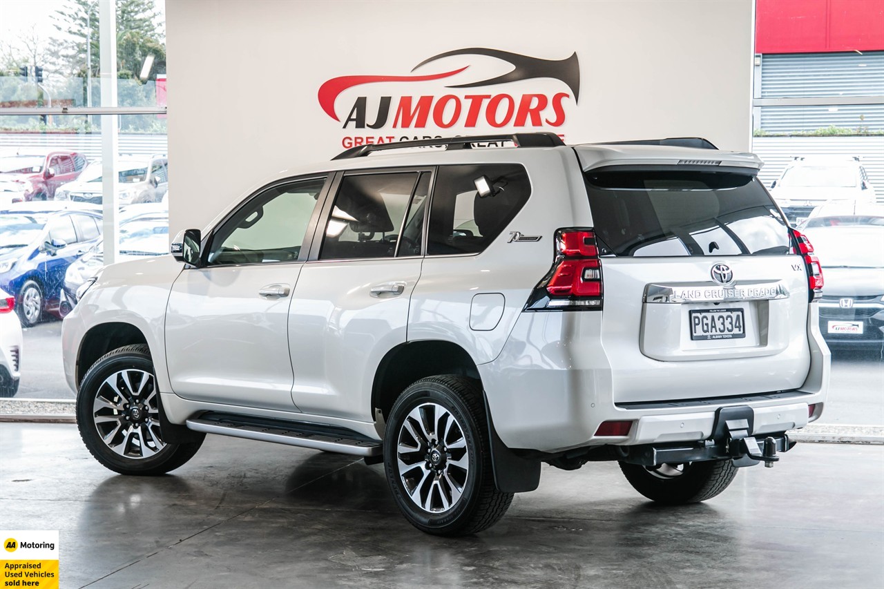 2022 Toyota Land Cruiser Prado