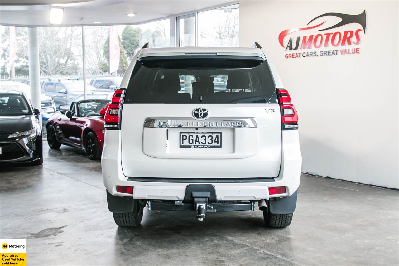 2022 Toyota Land Cruiser Prado