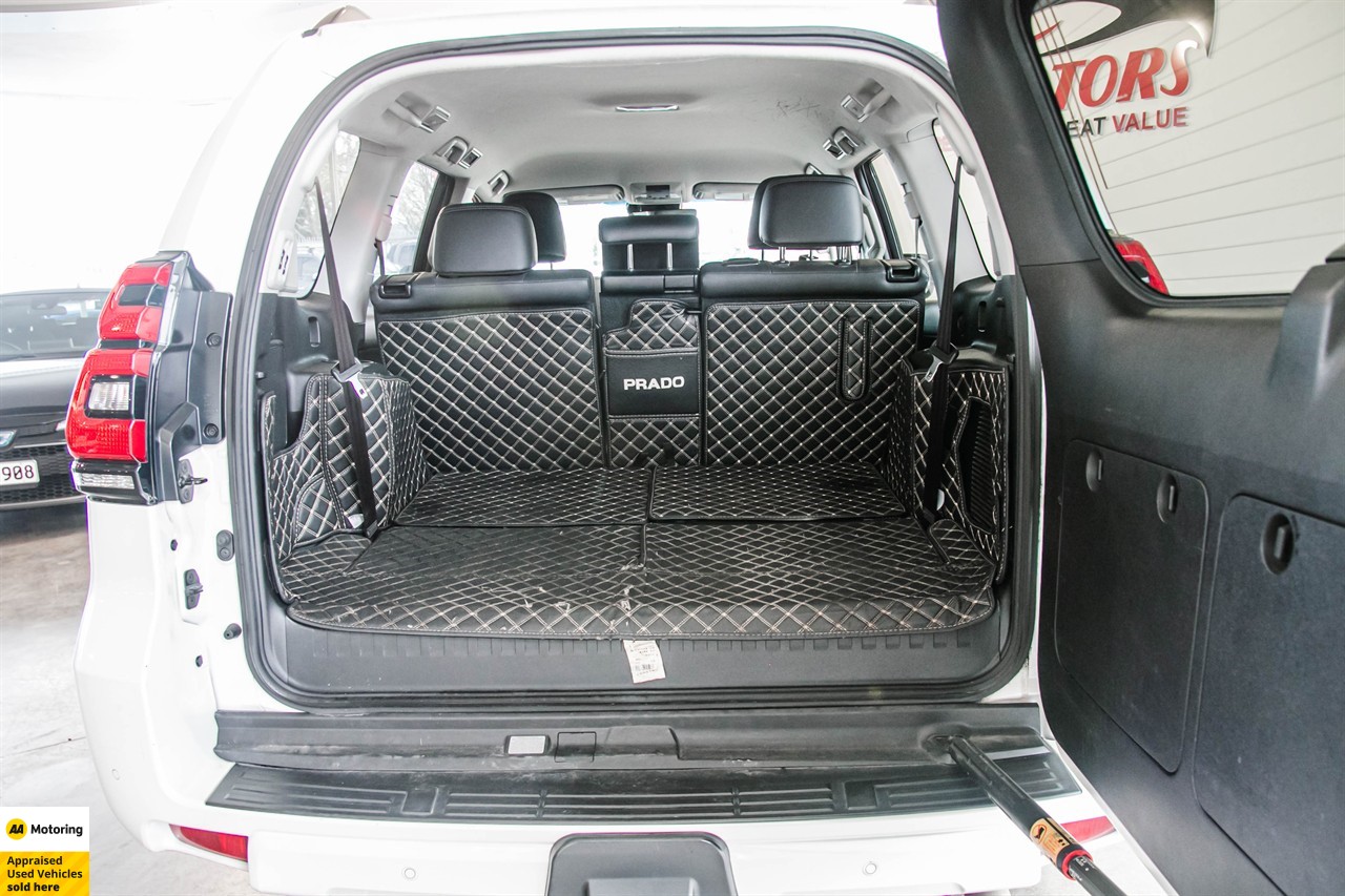 2022 Toyota Land Cruiser Prado