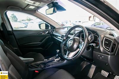 2015 Mazda Axela - Thumbnail