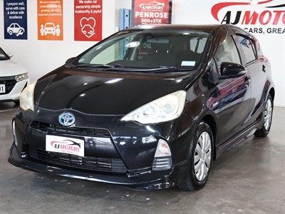 2013 Toyota Aqua - Thumbnail