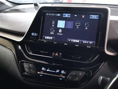 2018 Toyota C-HR - Thumbnail