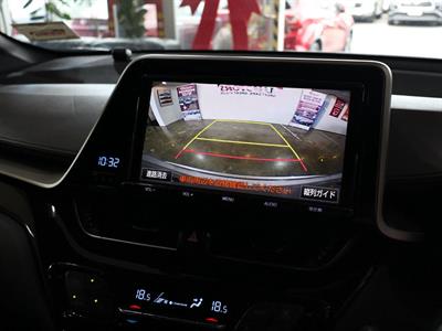 2018 Toyota C-HR - Thumbnail