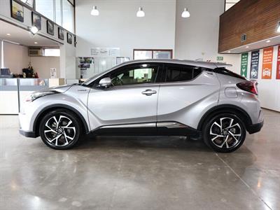 2018 Toyota C-HR - Thumbnail