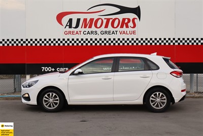 2022 Hyundai i30 - Thumbnail