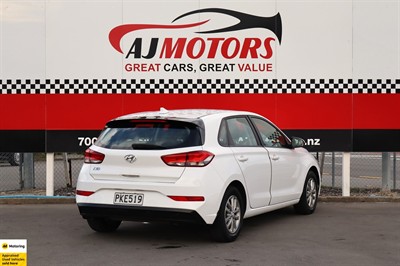 2022 Hyundai i30 - Thumbnail