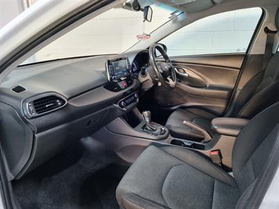 2021 Hyundai i30 - Thumbnail