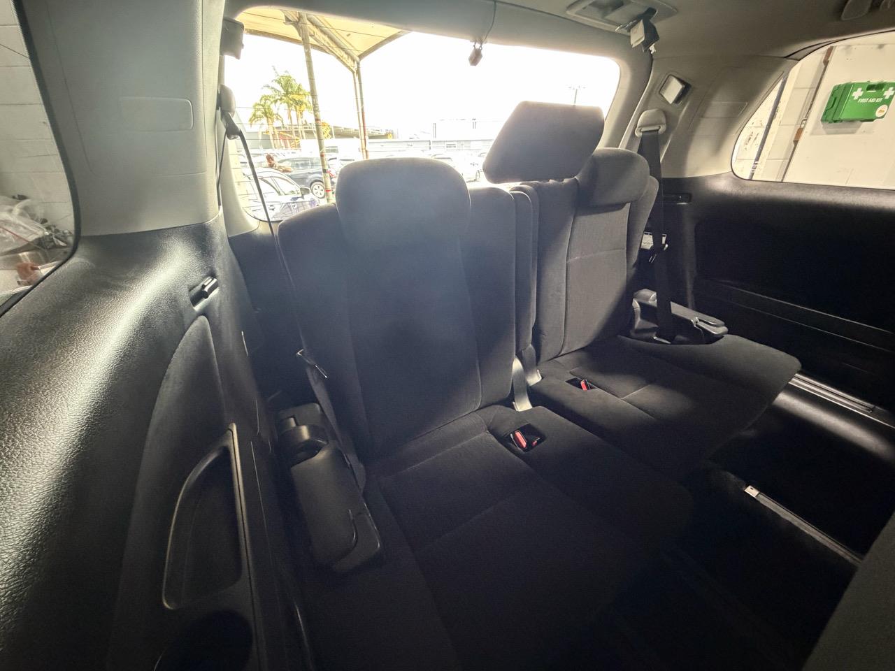 2013 Toyota Vellfire