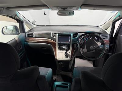 2013 Toyota Vellfire - Thumbnail