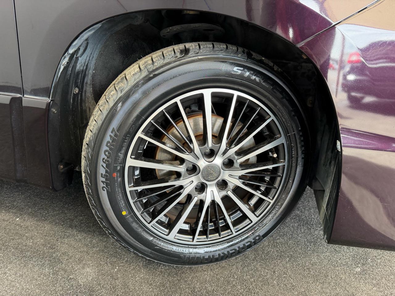 2013 Toyota Vellfire