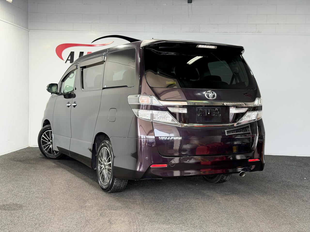 2013 Toyota Vellfire