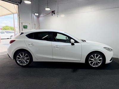 2014 Mazda Axela - Thumbnail