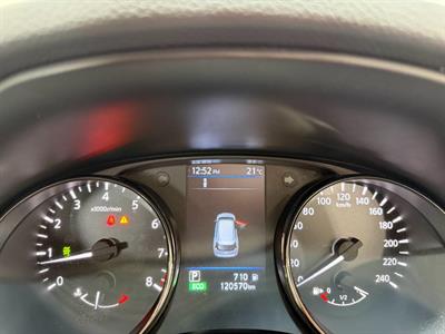 2022 Nissan X-Trail - Thumbnail