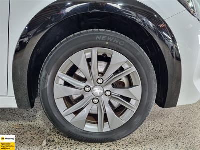 2021 Peugeot e-208 - Thumbnail