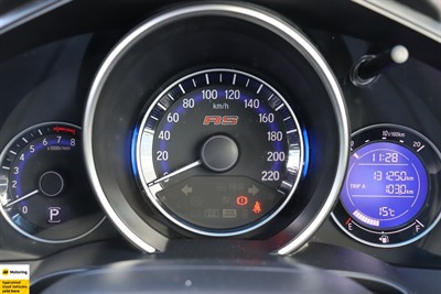 2015 Honda Fit - Thumbnail