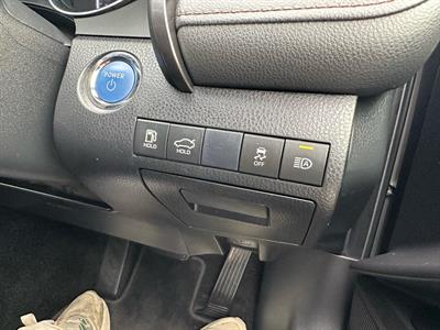 2020 Toyota Camry - Thumbnail