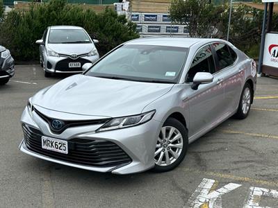 2020 Toyota Camry - Thumbnail