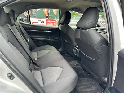 2020 Toyota Camry - Thumbnail