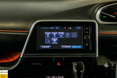 2018 Toyota Sienta - Thumbnail