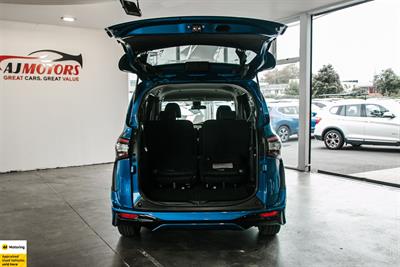 2018 Toyota Sienta - Thumbnail