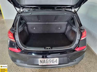 2020 Hyundai i30 - Thumbnail