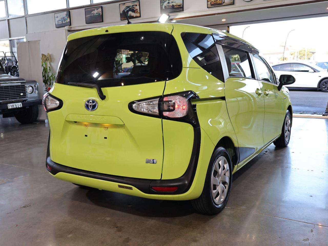 2015 Toyota Sienta