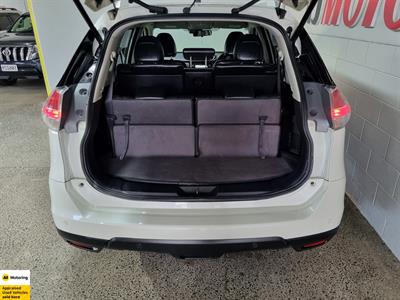 2017 Nissan X-Trail - Thumbnail