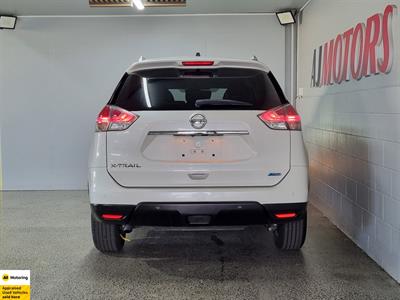 2017 Nissan X-Trail - Thumbnail