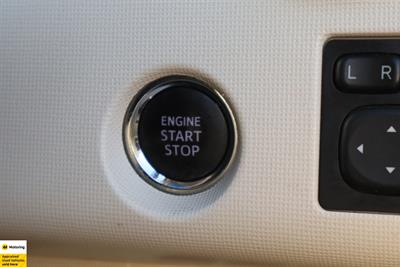 2014 Toyota Porte - Thumbnail