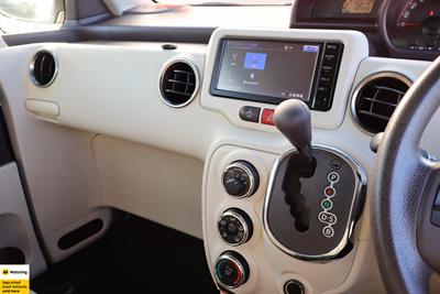2014 Toyota Porte - Thumbnail