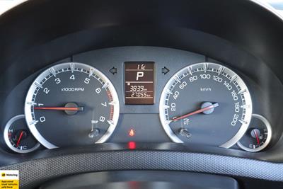 2015 Suzuki Swift - Thumbnail