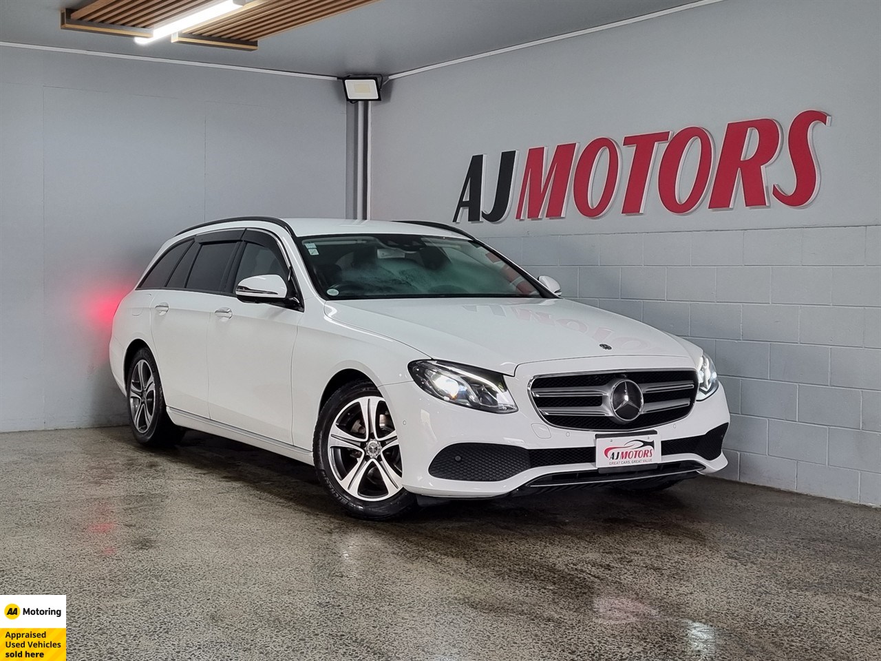 2019 Mercedes-Benz E 200