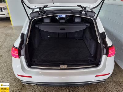 2019 Mercedes-Benz E 200 - Thumbnail